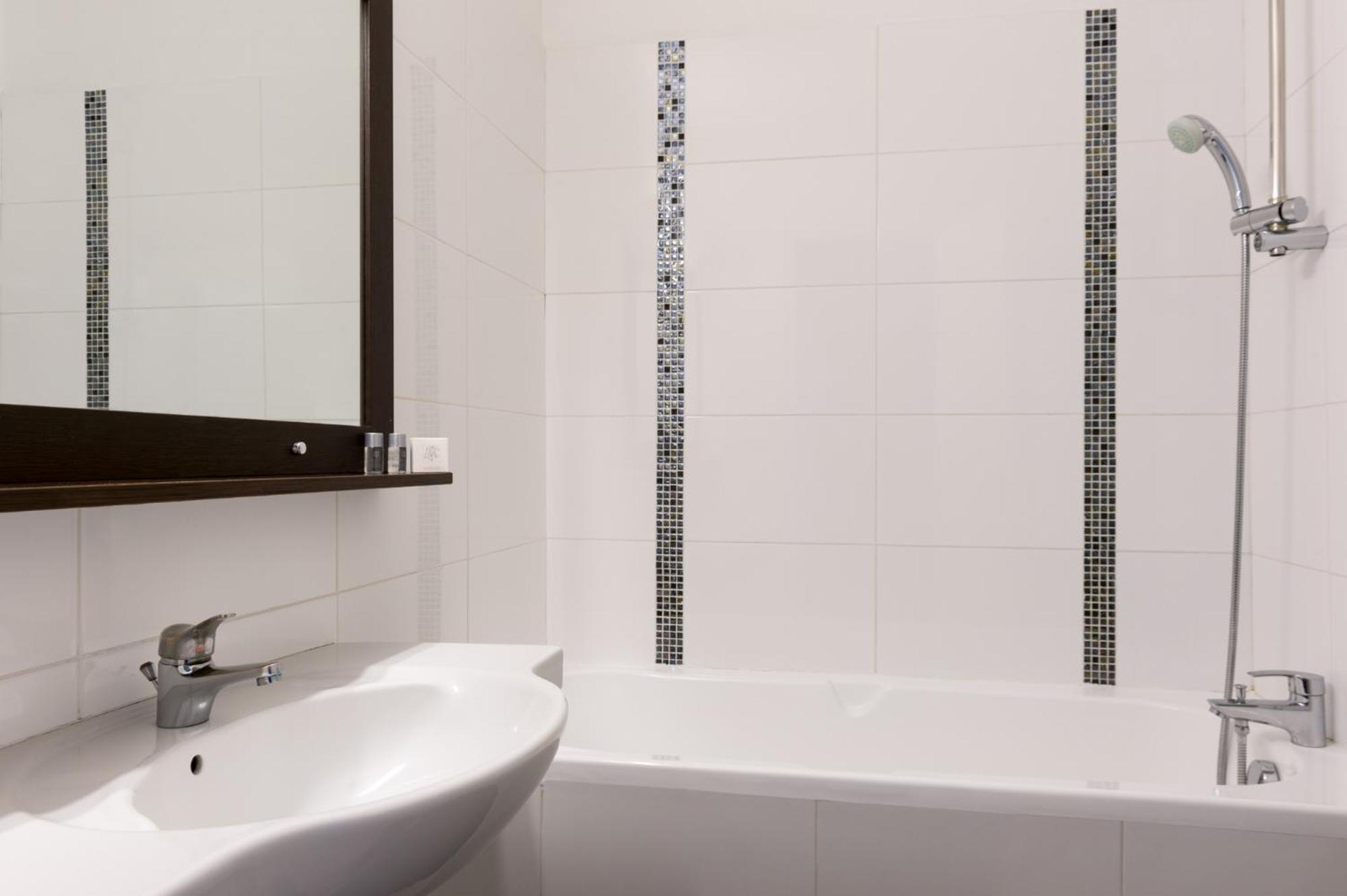The Originals City, Hotel Paris Sud, Orly-Draveil Ngoại thất bức ảnh