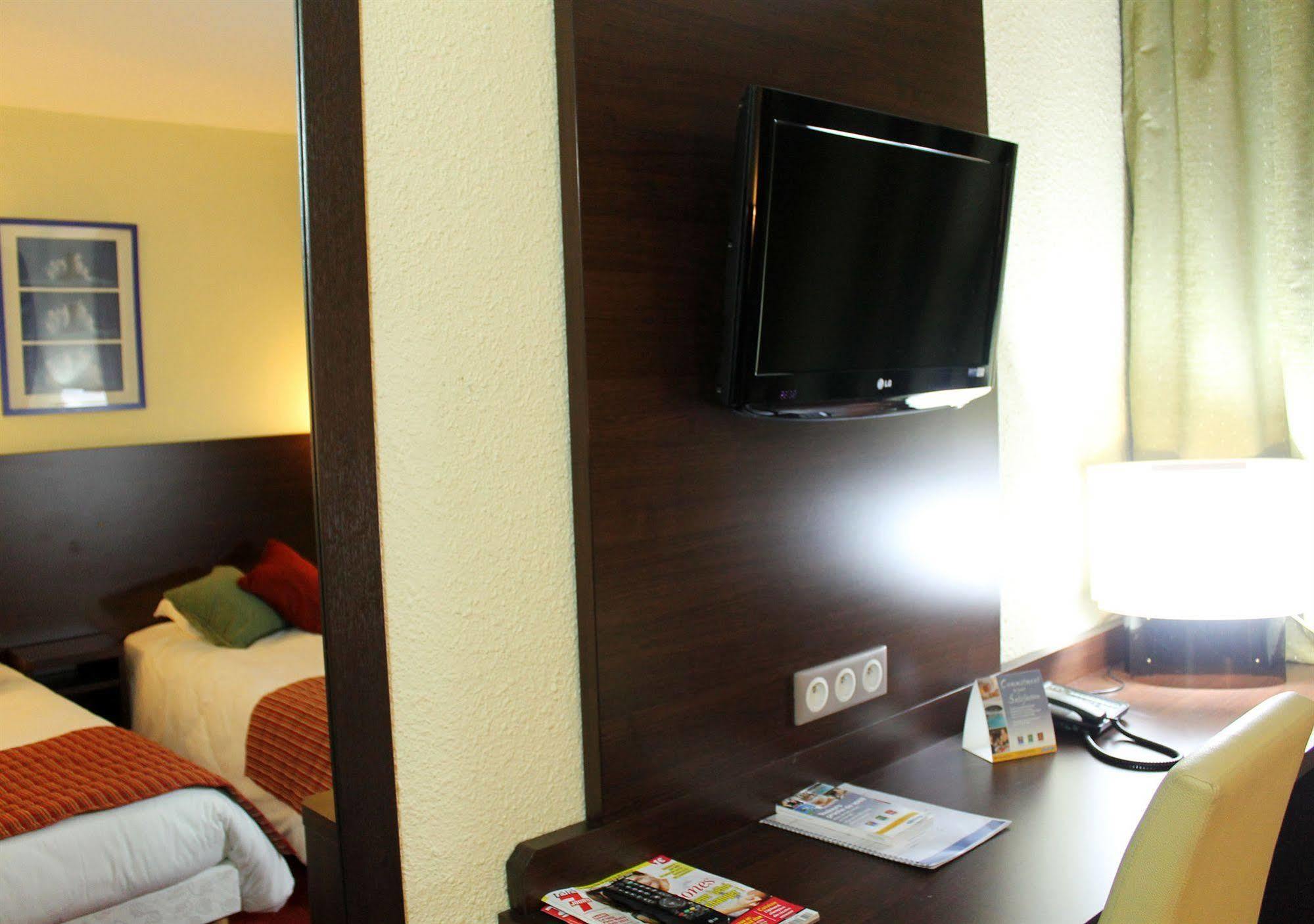 The Originals City, Hotel Paris Sud, Orly-Draveil Ngoại thất bức ảnh